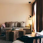 Boutique Rivus 4* 莱奥冈