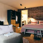 Boutique Rivus