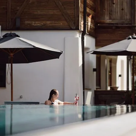 Boutique Rivus 4*