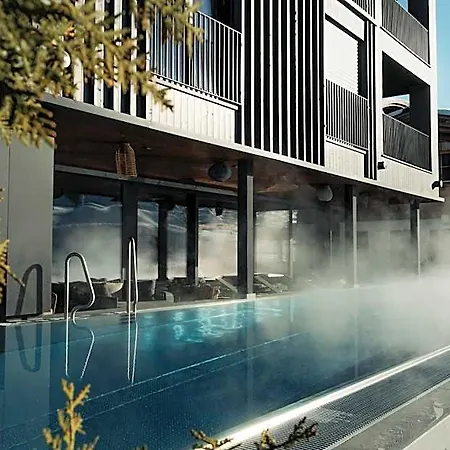 Boutique Rivus 4*