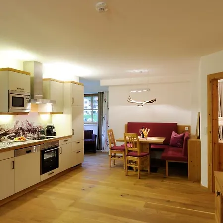 Boutique Rivus 4*